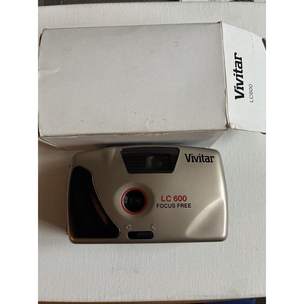 Vivitar 35mm Camera LC600 Focus Free- Box- Strap New Open Box